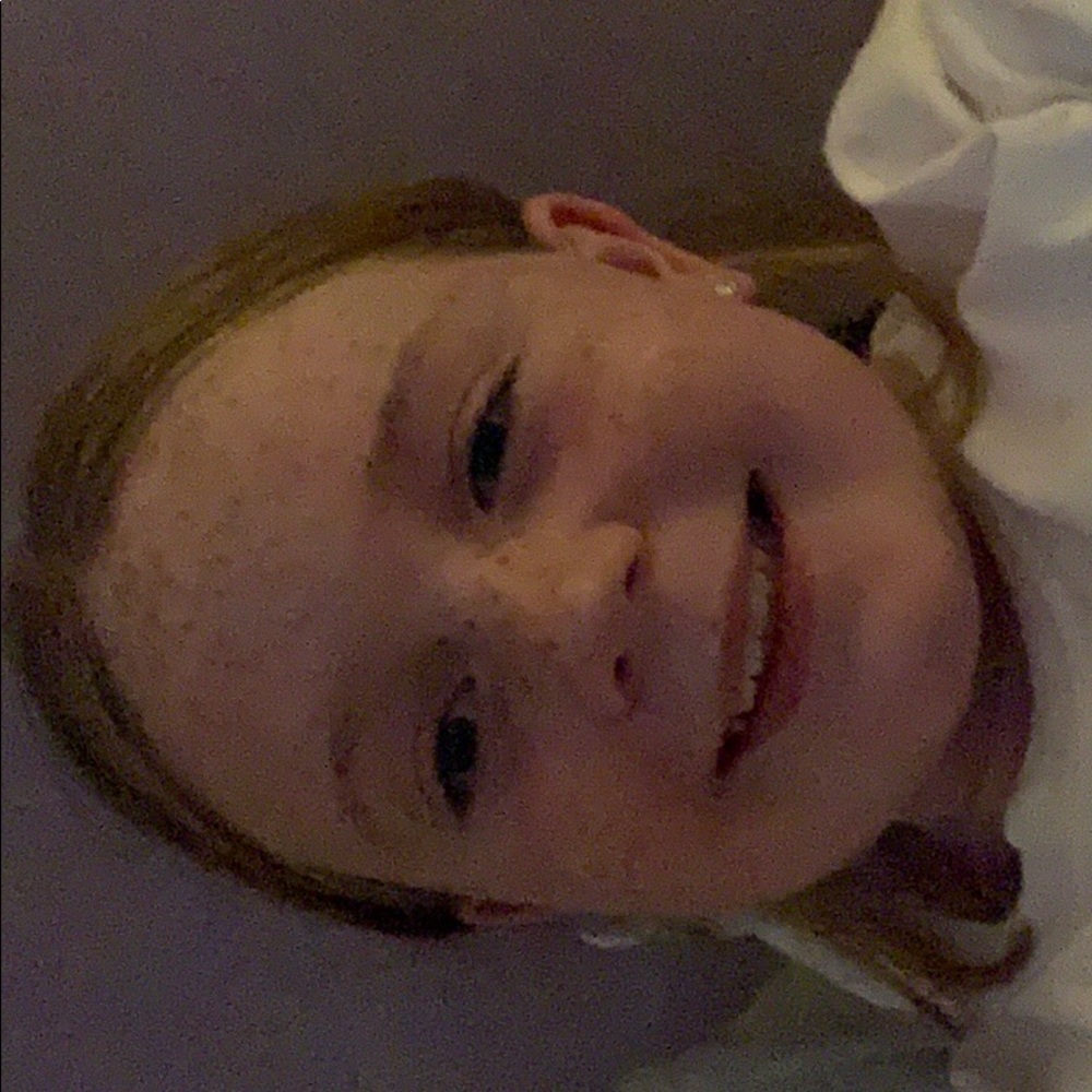 Meet your Posher, Mikayla